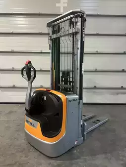 Pallet Stackers 2017  Still EXV14IC triplex 4710mm 511 heures (2)
