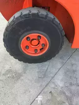 Wózki gazowe 2008  Linde H35T triplex 4 lignes (16)