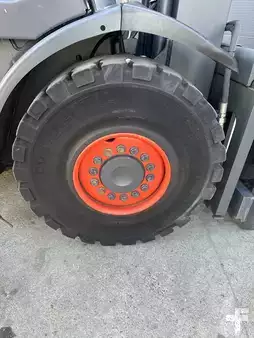 Wózki gazowe 2008  Linde H35T triplex 4 lignes (17)