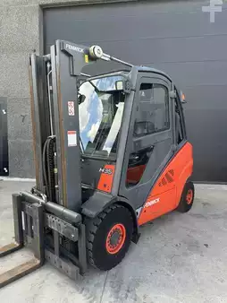 Wózki gazowe 2008  Linde H35T triplex 4 lignes (2)