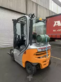 LPG heftrucks 2016  Still RX70-16T triplex 5220mm 1543 heures (3)