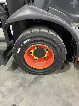 LPG Forklifts 2020  Linde H20T-01 (15)