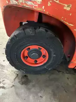 LPG Forklifts 2019  Linde H18T-01 (13)