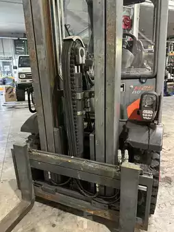 LPG Forklifts 2017  Linde H25T-02 (6)