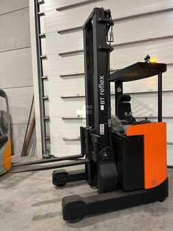 Reach Trucks 2018  BT RRE140B (1)