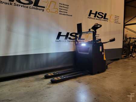 Elektromos emelőkocsik 2022  Yale MP20X 2022 (3)