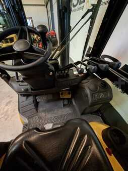 Gázüzemű targoncák 2023  Yale GLP3.0N V2142 2023 (4)