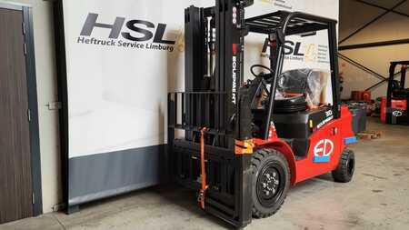 Elektro čtyřkolový VZV 2025 EP Equipment EFL253-S (2)