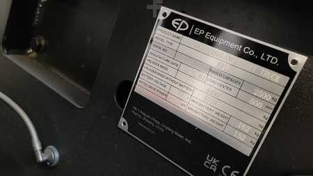 Elektro čtyřkolový VZV 2025 EP Equipment EFL253-S–T4800–Minilevers–cabine 2025 (2)