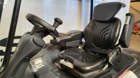 Elektro čtyřkolový VZV 2022 Mitsubishi FB25CN 2022 (4)