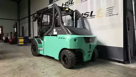 Elektromos 4 kerekű 2017  Mitsubishi FB70N (4)