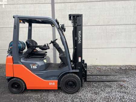 Propane Forklifts 2017  Toyota 02-8FGF15 (2)