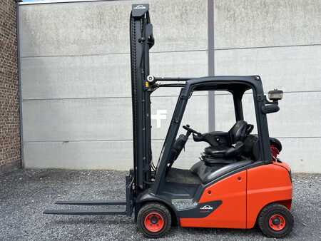 Carrello elevatore a gas 2017  Linde H20T-01 EVO (1)