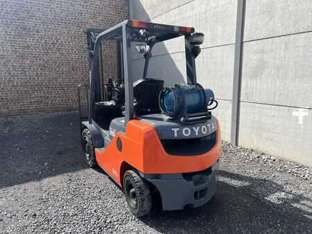 LPG Forklifts 2017  Toyota 02-8FGF25 (4)