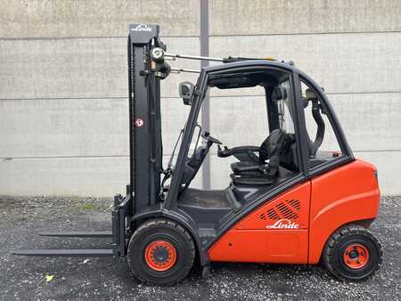 Diesel Forklifts 2010  Linde H30D-01 (1)