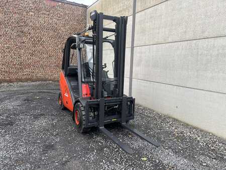 Diesel Forklifts 2010  Linde H30D-01 (3)