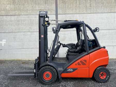 Gas gaffeltruck 2013  Linde H30T-02 EVO (1)