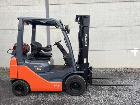 Gasoltruck 2017  Toyota 02-8FGF15 (2)