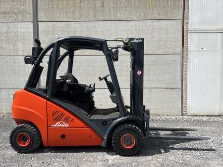 Diesel Forklifts 2012  Linde H25D-01 (2)