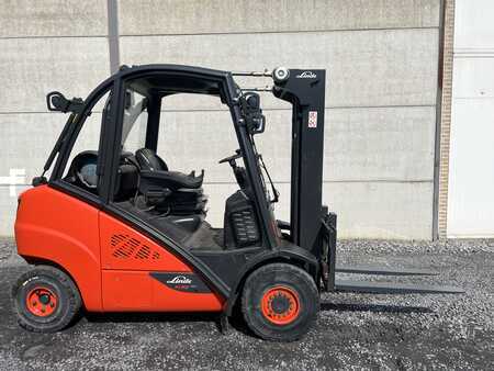 Carretilla elevadora GLP 2013  Linde H35T-02 EVO (3)