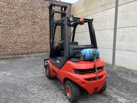 Carretilla elevadora GLP 2000  Linde H20T-03 (4)