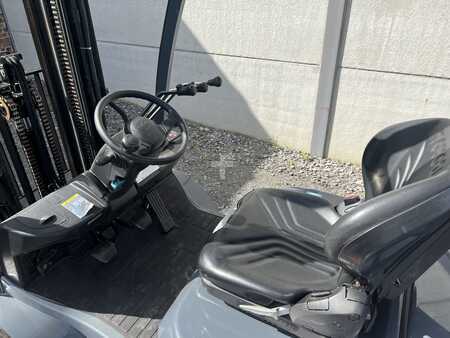 LPG VZV 2017  Toyota 02-8FGF25 (2)