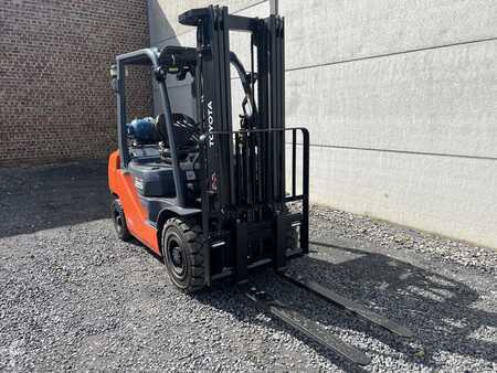 LPG VZV 2017  Toyota 02-8FGF25 (4)