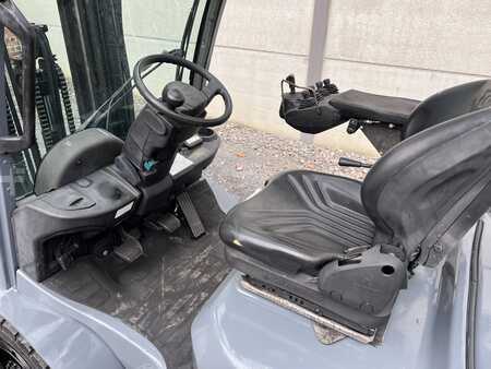 LPG VZV 2010  Toyota 02-8FGF25 (2)