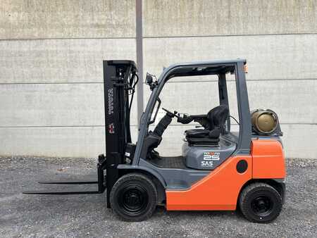 LPG VZV 2010  Toyota 02-8FGF25 (3)