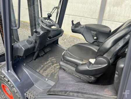 LPG VZV 2013  Linde H30T-02 EVO (2)