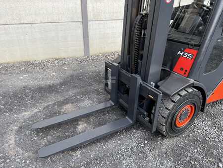 Dieselový VZV 2008  Linde H35D (4)