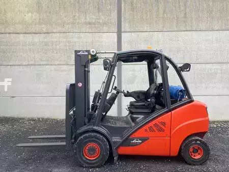 Carrelli elevatori GPL 2019  Linde H35T-02 EVO (3)