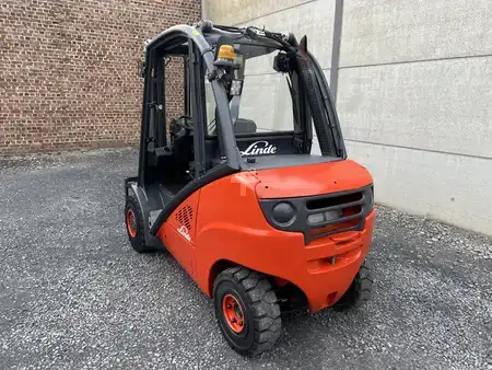 Carrelli elevatori diesel 2012  Linde H35D-01 (6)