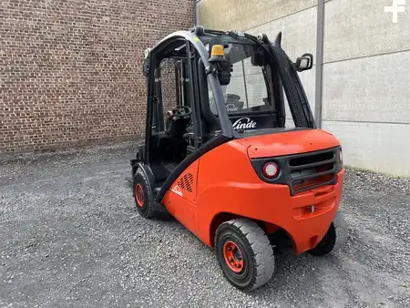 Carrelli elevatori diesel 2012  Linde H35D-01 (6)