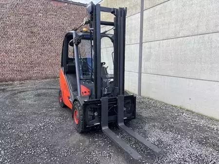 LPG VZV 2013  Linde H30T-02 EVO (4)