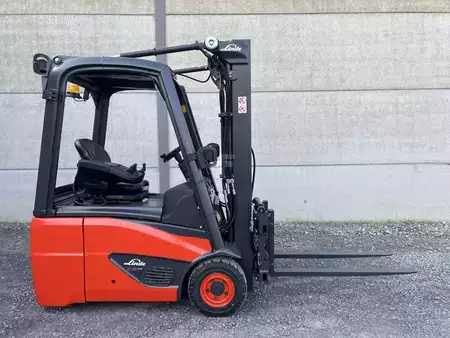 Eléctrica de 3 ruedas 2019  Linde E16C-02 EVO (1)