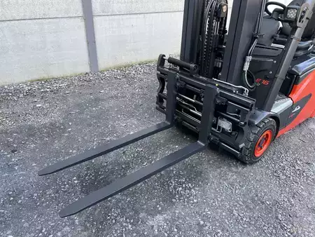 Eléctrica de 3 ruedas 2019  Linde E16C-02 EVO (5)