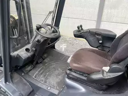 Diesel heftrucks 2015  Linde H30D-02 EVO (3)