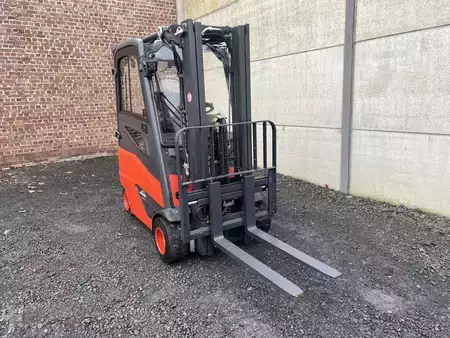 Elektro 4 Rad 2014  Linde E18PH-02 EVO (6)