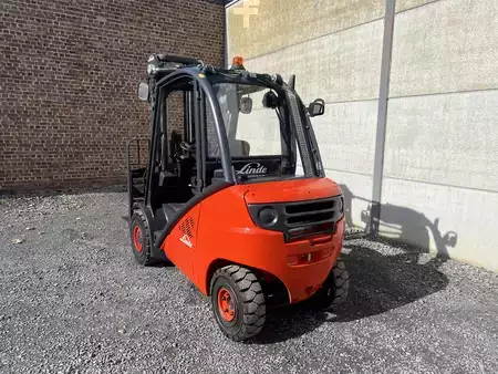 Empilhador diesel 2012  Linde H30D-01 (4)