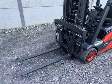 Elektro tříkolové VZV 2018  Linde E16C-02 EVO (5)