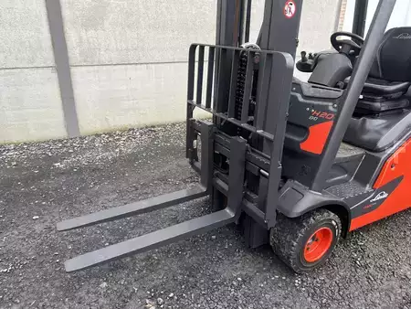 Empilhador diesel 2018  Linde H20D-01 EVO (3)