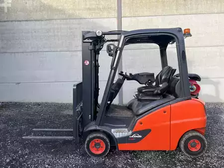 LPG heftrucks 2020  Linde H16T-01 (1)
