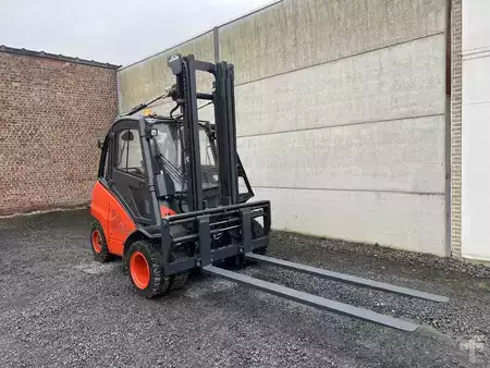 Diesel Forklifts 2014  Linde H40D-02 EVO (4)