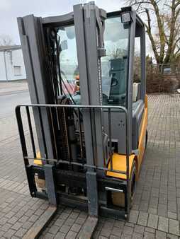 Carrelli elettrici 4 ruote 2016  Jungheinrich EFG 425ks 440DZ 523 (2)