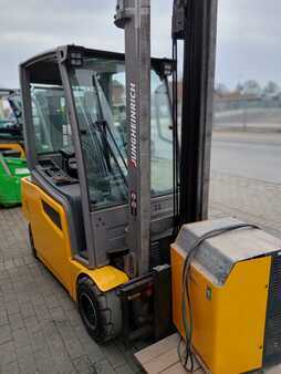 Carrelli elettrici 4 ruote - Jungheinrich EFG 320 370 ZT 429 (2)