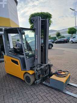 Elektro 3 Rad 2017  Jungheinrich EFG 216 (1)