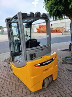 Elektro 3 Rad 2017  Jungheinrich EFG 216 (4)