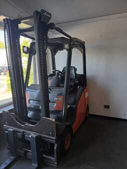 Empilhador a gás 2007 Linde H16T (3)