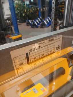 Stacker pedestre 2017  Jungheinrich EJD 220 (5)